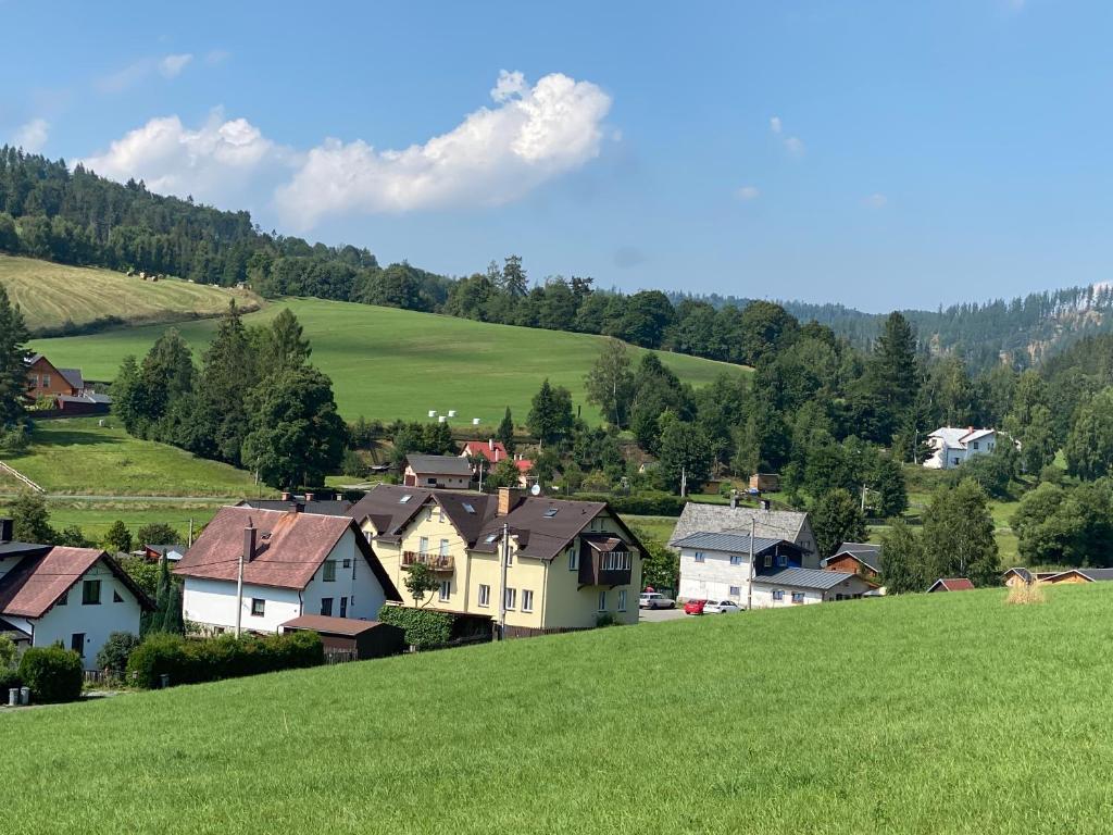 Karlovický dvůr 251 room 4